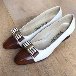 vintage Siamanto cream and brown leather shoes